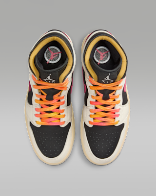 Air Jordan 1 Mid SE Edge Women's Shoes. Nike.com